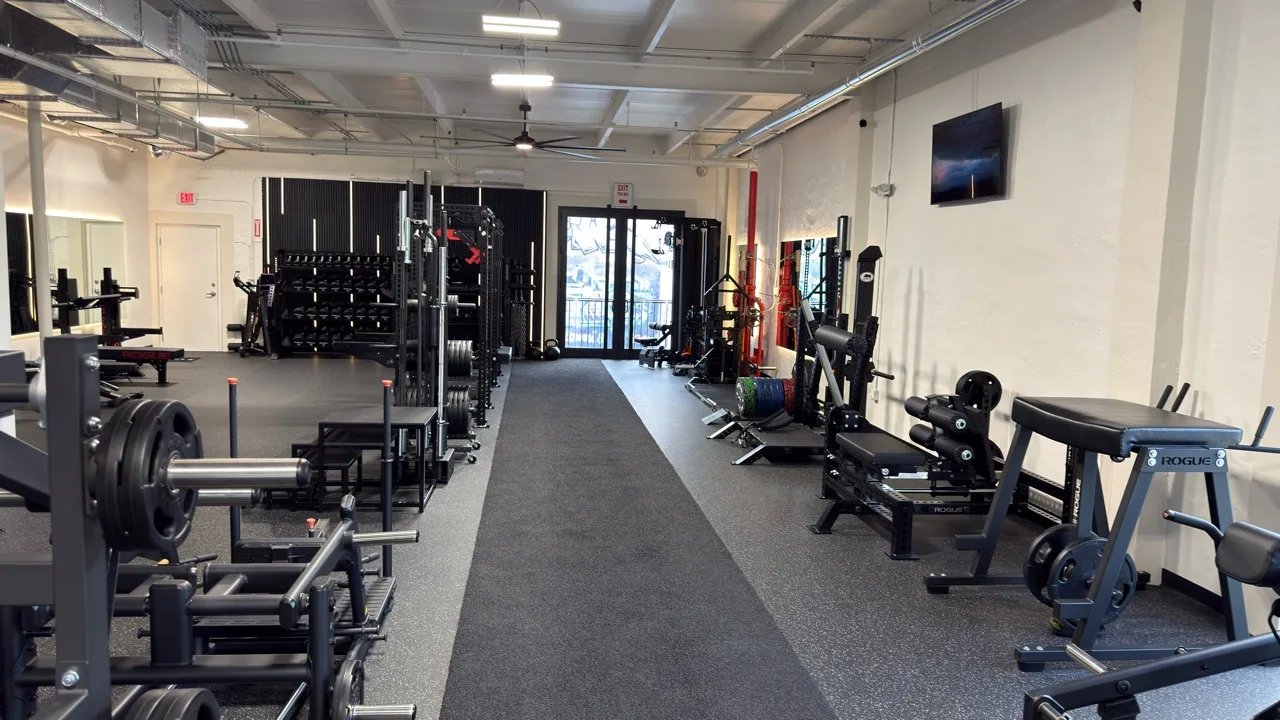 Strength equipment and open training floor at ENDGAME
