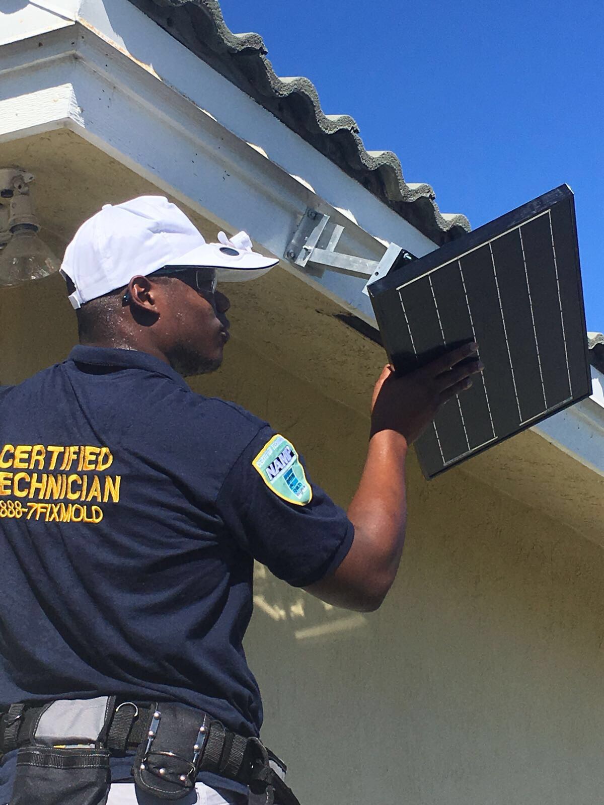 Nerio working as a field technician in the United States